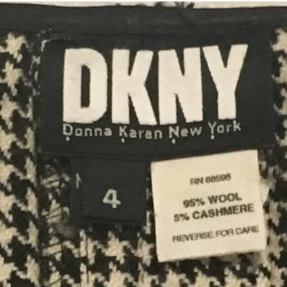 DKNY Wool/cashmere mini wrap around plaid skirt - Picture 2 of 6